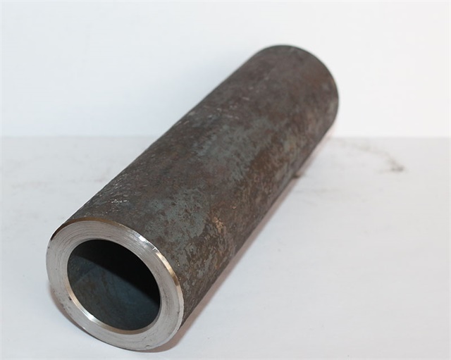 大方套筒冷挤压设备